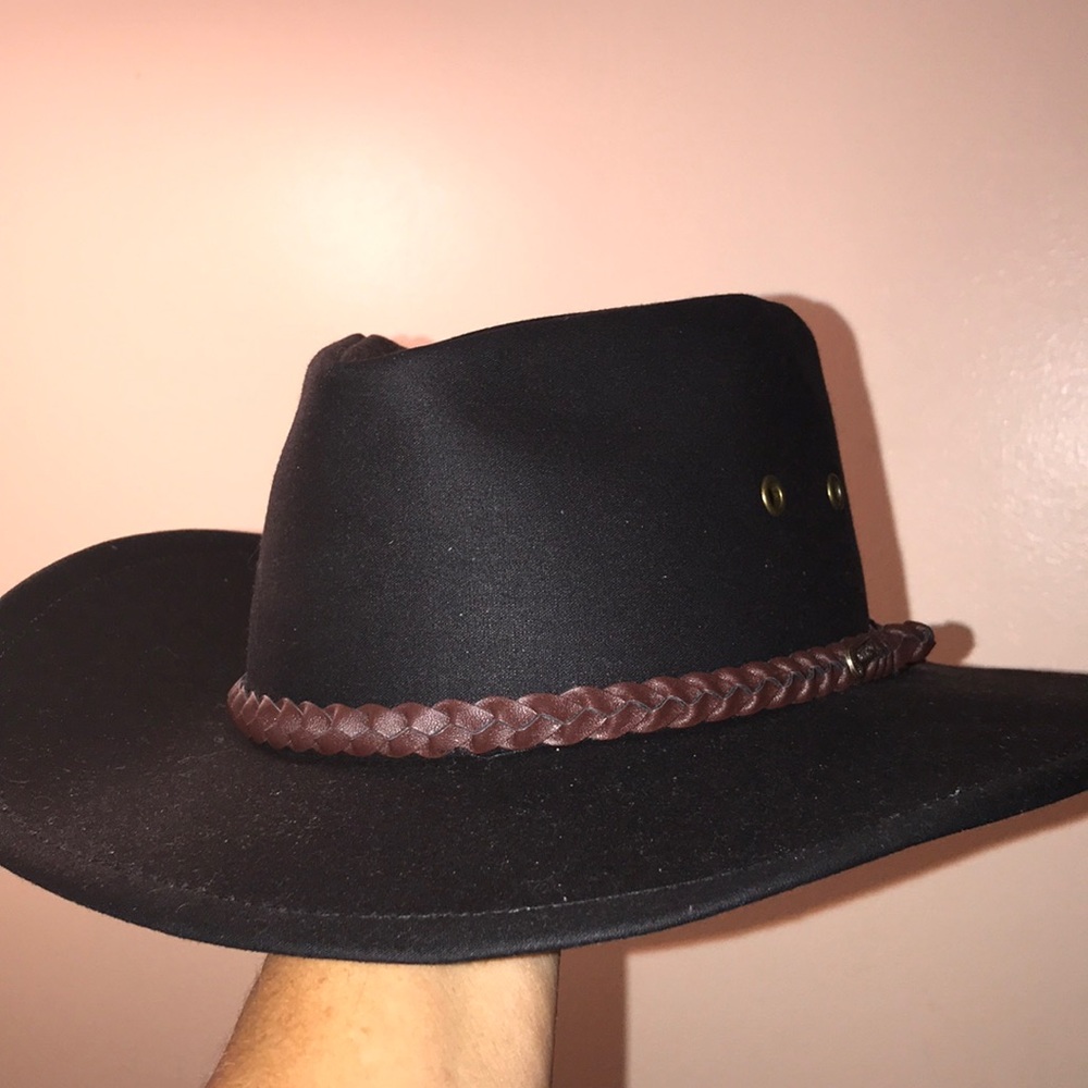 Original Outback oilskin cowboy hat.